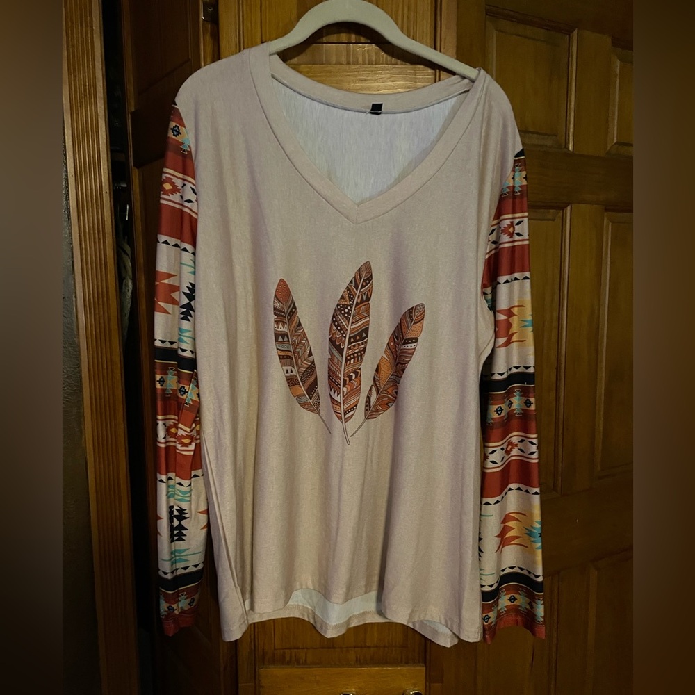 Trendy Feather Print Top with Patterned Sleeves